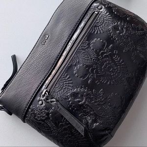 Like new - The Sak Oleta Black Leather Crossbody Purse and Wallet